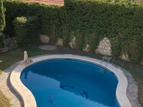 Villa house in Miraflores del Palo