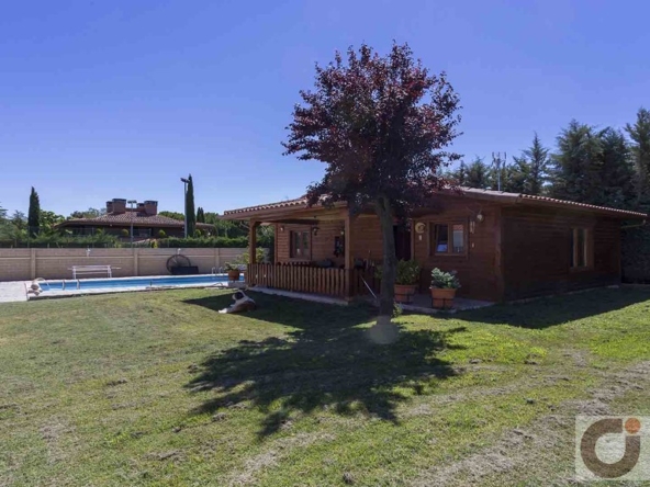Villa house in Valdemarín