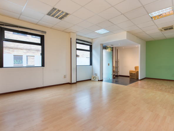 Loft - Premises in Prosperidad