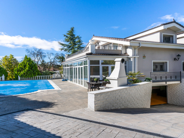 Villa house in Villanueva de La Cañada