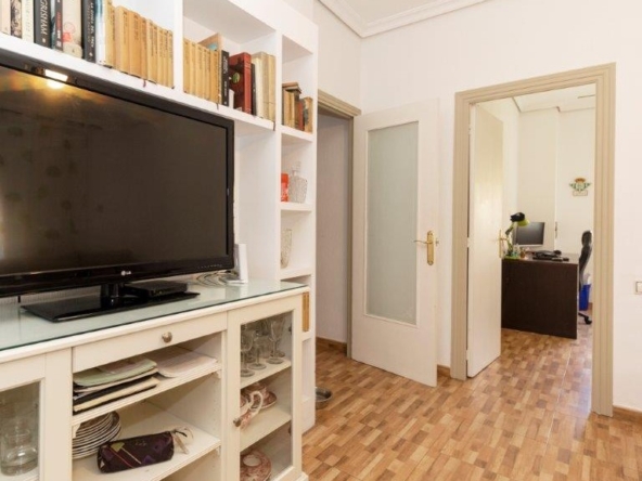 Apartment in Bami