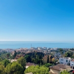 Semidetached house in Pinares de San Antón