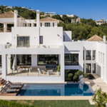 Villa house in Los Altos de los Monteros