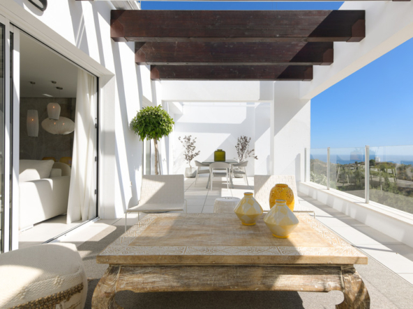 Duplex in Los Altos de los Monteros
